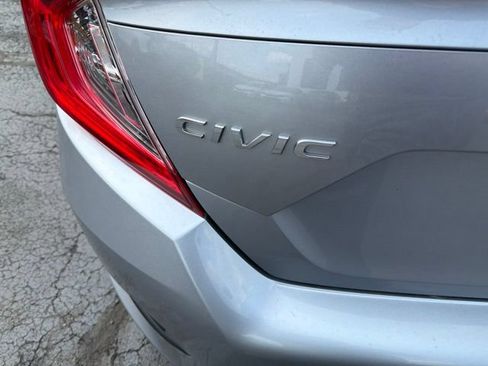Used 2020 Honda Civic Touring image 5