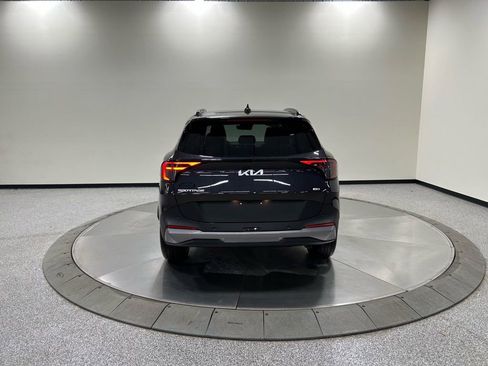 New 2026 Kia Sportage EX w/ EX Panorama Roof Package image 6