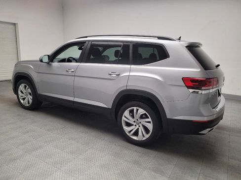 Used 2023 Volkswagen Atlas SE FWD image 3