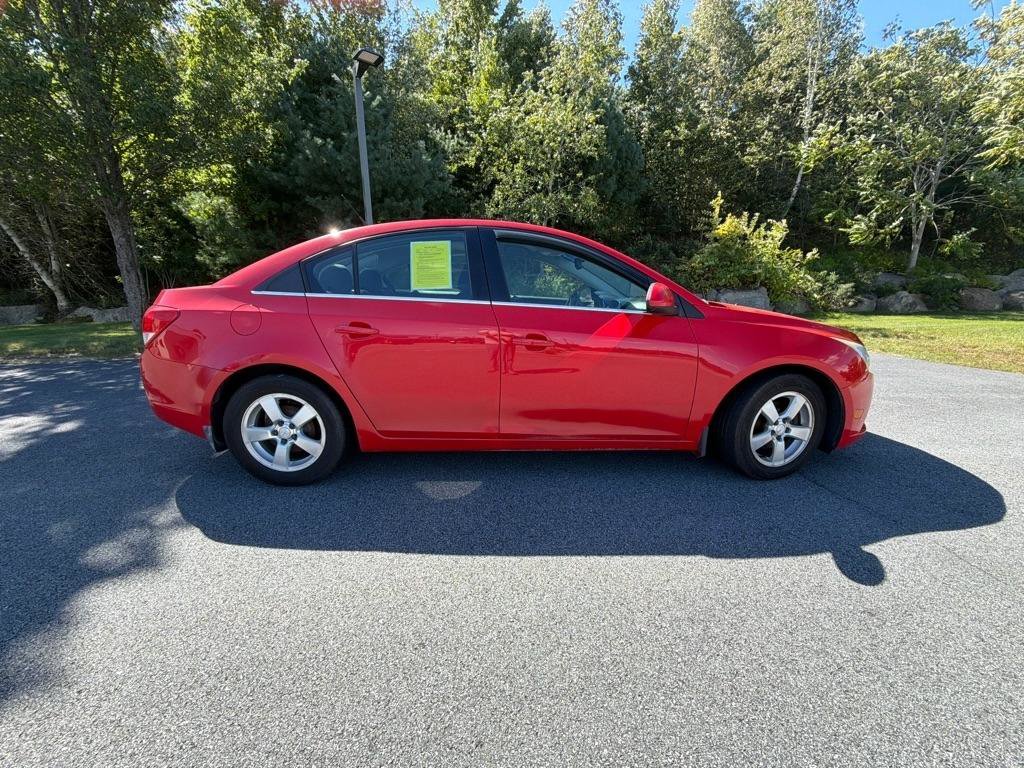 Used 2014 Chevrolet Cruze LT FWD image 4