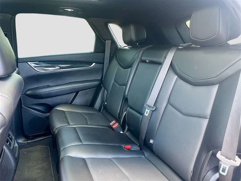Used 2022 Cadillac XT5 Premium Luxury image 25