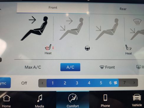 New 2025 Chrysler Pacifica Select image 32