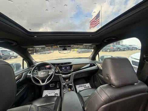 Used 2020 Cadillac XT6 Sport w/ Platinum Package AWD/4WD image 11