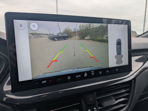 Certified 2024 Ford Escape ST-Line w/ Tech Pack #1 image 24