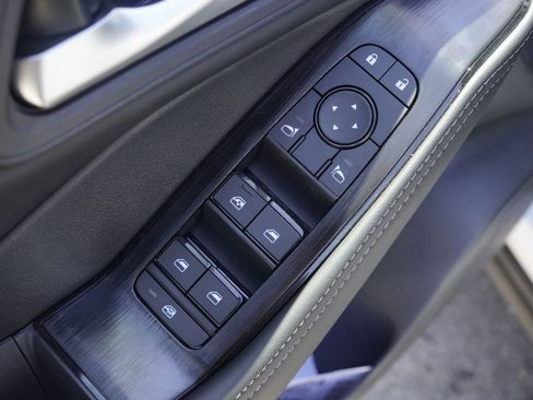 New 2026 Nissan Rogue SV FWD image 9