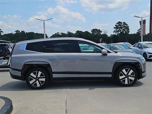 New 2026 Hyundai Ioniq 9 SEL image 4