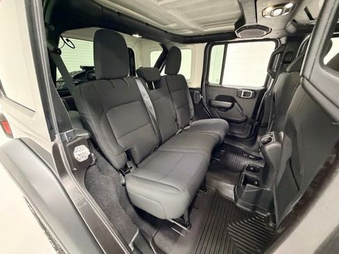 Used 2021 Jeep Wrangler Unlimited Sport AWD/4WD image 28