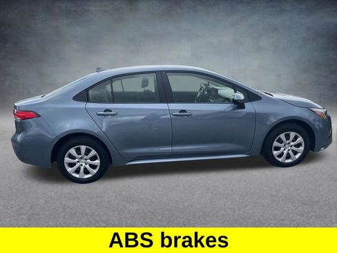 Used 2026 Toyota Corolla LE FWD image 7