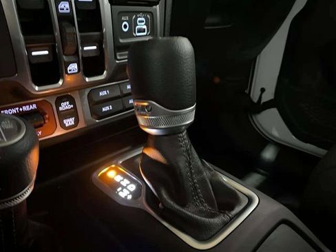 Used 2025 Jeep Wrangler Unlimited Rubicon 4xe w/ Safety Group image 32