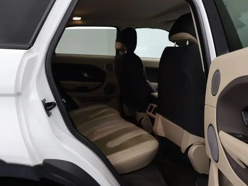 Used 2013 Land Rover Range Rover Evoque Pure AWD/4WD image 18
