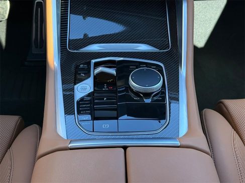 Used 2025 BMW X6 M60i image 13