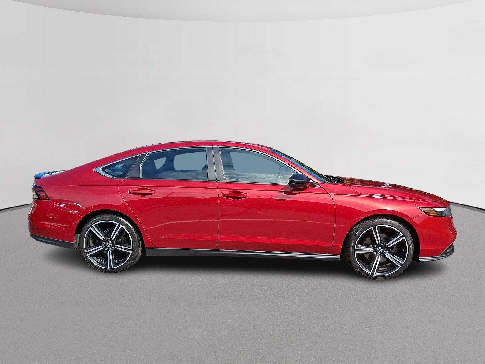 Used 2024 Honda Accord Sport image 12