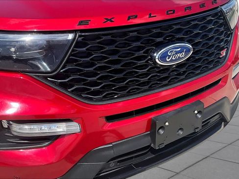 Used 2021 Ford Explorer ST w/ Equipment Group 401A AWD/4WD image 29