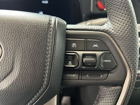 New 2025 Toyota Tacoma TRD Off-Road AWD/4WD image 24