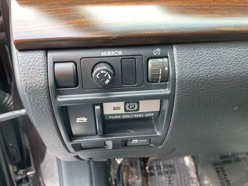 Used 2013 Subaru Outback 3.6R Limited w/ Special Appearance Pkg image 13