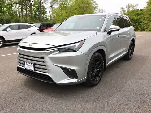 Used 2024 Lexus TX 350 AWD w/ Cold Weather Package image 3