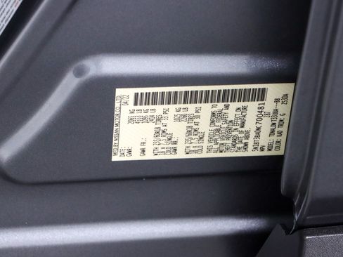 Used 2022 Nissan Rogue SV FWD image 31