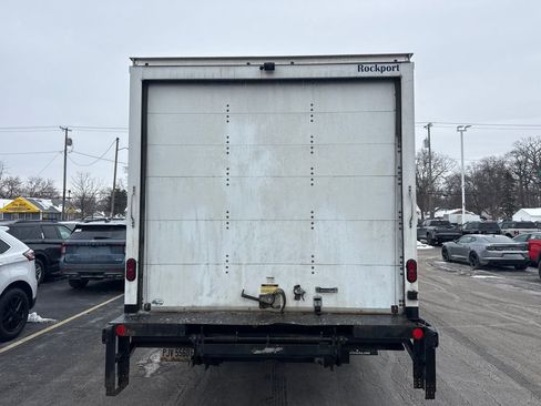 Used 2022 Ford E-450 and Econoline 450 Super Duty image 7