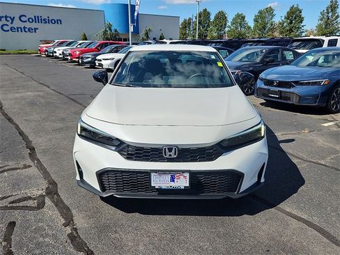 Used 2025 Honda Civic Sport image 2