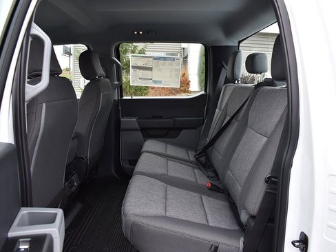 New 2026 Ford F250 XL w/ FX4 Off-Road Package AWD/4WD image 6