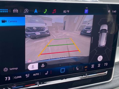 New 2025 Volkswagen Tiguan SE R-Line image 8