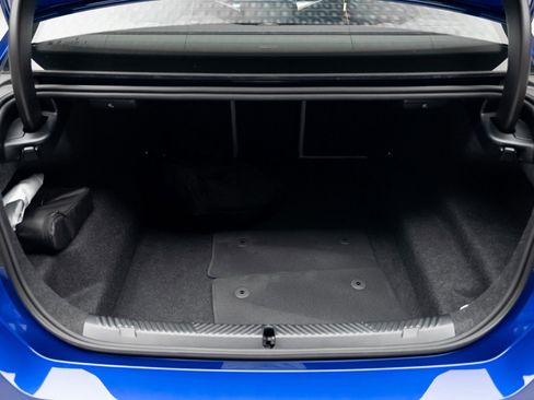 Used 2025 BMW M5 image 76