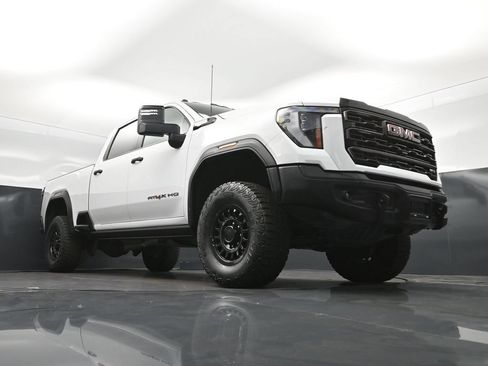 Used 2024 GMC Sierra 2500 AT4X w/ AT4X AEV Edition AWD/4WD image 46