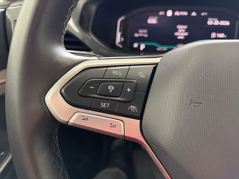 Certified 2024 Volkswagen Taos SEL AWD/4WD image 18