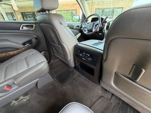 Used 2016 GMC Yukon Denali w/ Open Road Package AWD/4WD image 28