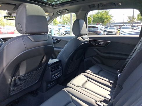 Used 2025 Audi Q7 3.0T Premium Plus AWD/4WD image 7