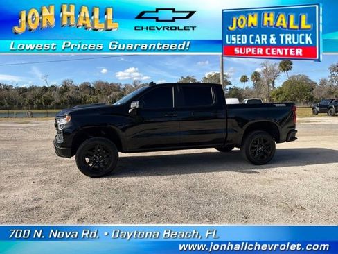 Used 2025 Chevrolet Silverado 1500 LT Trail Boss w/ Convenience Package II image 4