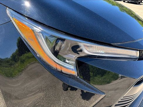 Used 2024 Toyota Corolla LE FWD image 30