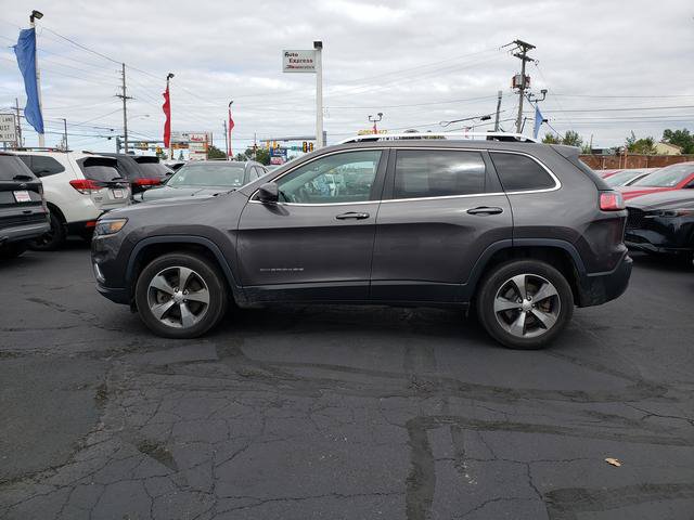 Used 2019 Jeep Cherokee Limited AWD/4WD image 7