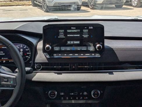 Used 2024 Mitsubishi Outlander SE FWD image 19
