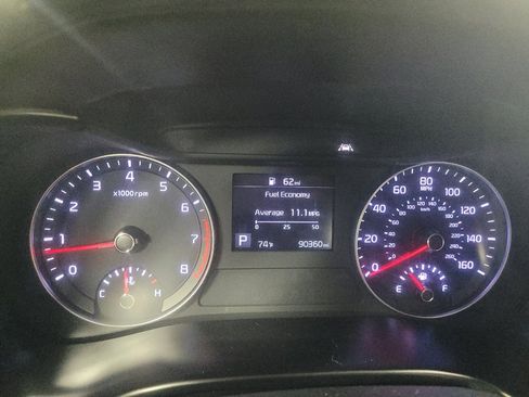 Used 2019 Kia Forte LXS FWD image 23