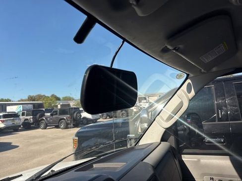 Certified 2023 Ford E-450 and Econoline 450 Super Duty w/ Power Windows & Locks Group image 4