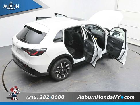 New 2026 Honda HR-V EX-L image 37