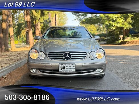 Used 2005 Mercedes-Benz CLK 320 Coupe image 4