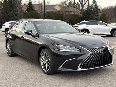 New 2025 Lexus ES 350 Ultra Luxury image 3