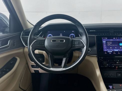 Used 2021 Jeep Grand Cherokee L Limited image 18