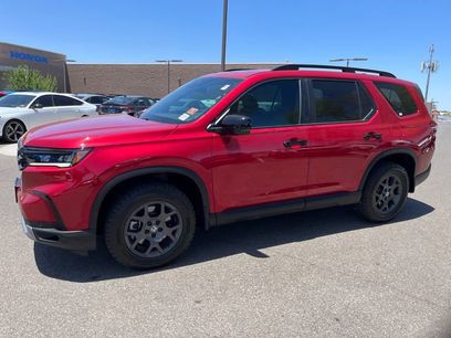 Used 2025 Honda Pilot TrailSport
