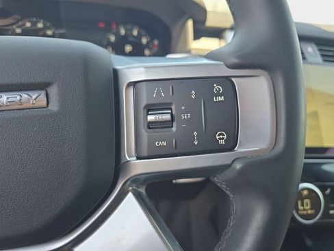 Certified 2024 Land Rover Discovery Dynamic SE AWD/4WD image 22