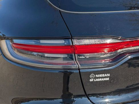 Used 2021 Porsche Macan image 12