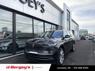 New 2025 Lincoln Navigator L Reserve AWD/4WD video 1