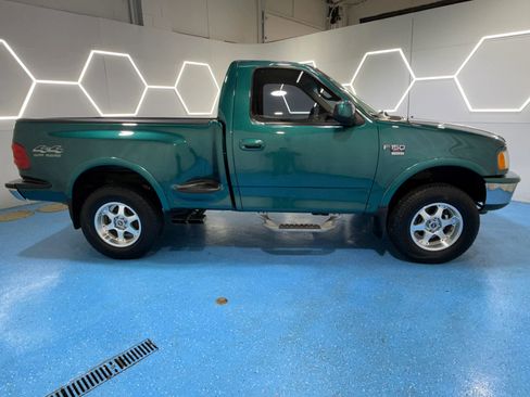 Used 1998 Ford F150 4x4 Regular Cab image 2