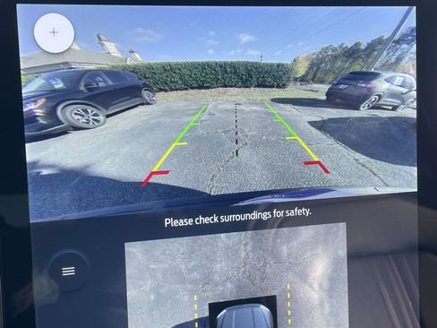 Used 2022 Ford Expedition Max Limited image 11