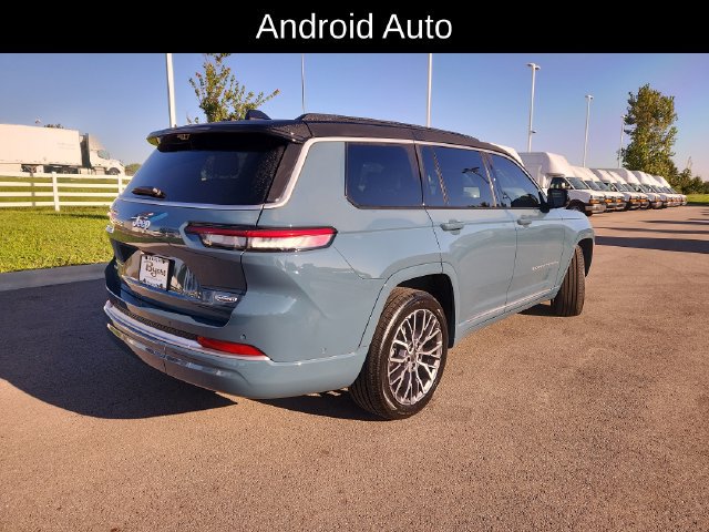 Used 2026 Jeep Grand Cherokee L Summit AWD/4WD image 9