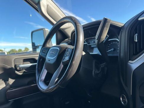 Used 2022 GMC Sierra 3500 SLT w/ SLT Premium Package AWD/4WD image 18
