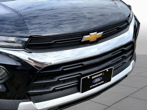 Used 2021 Chevrolet TrailBlazer LT w/ Convenience Package FWD image 30