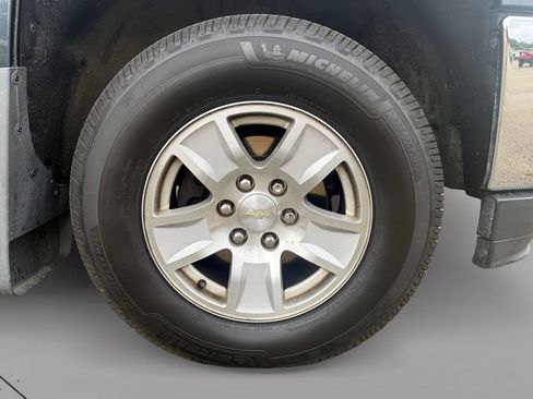 Used 2017 Chevrolet Silverado 1500 LT w/ All Star Edition AWD/4WD image 9
